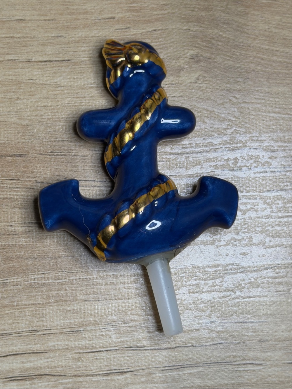 Nora Fleming “Anchors Aweigh” anchor mini - Retired